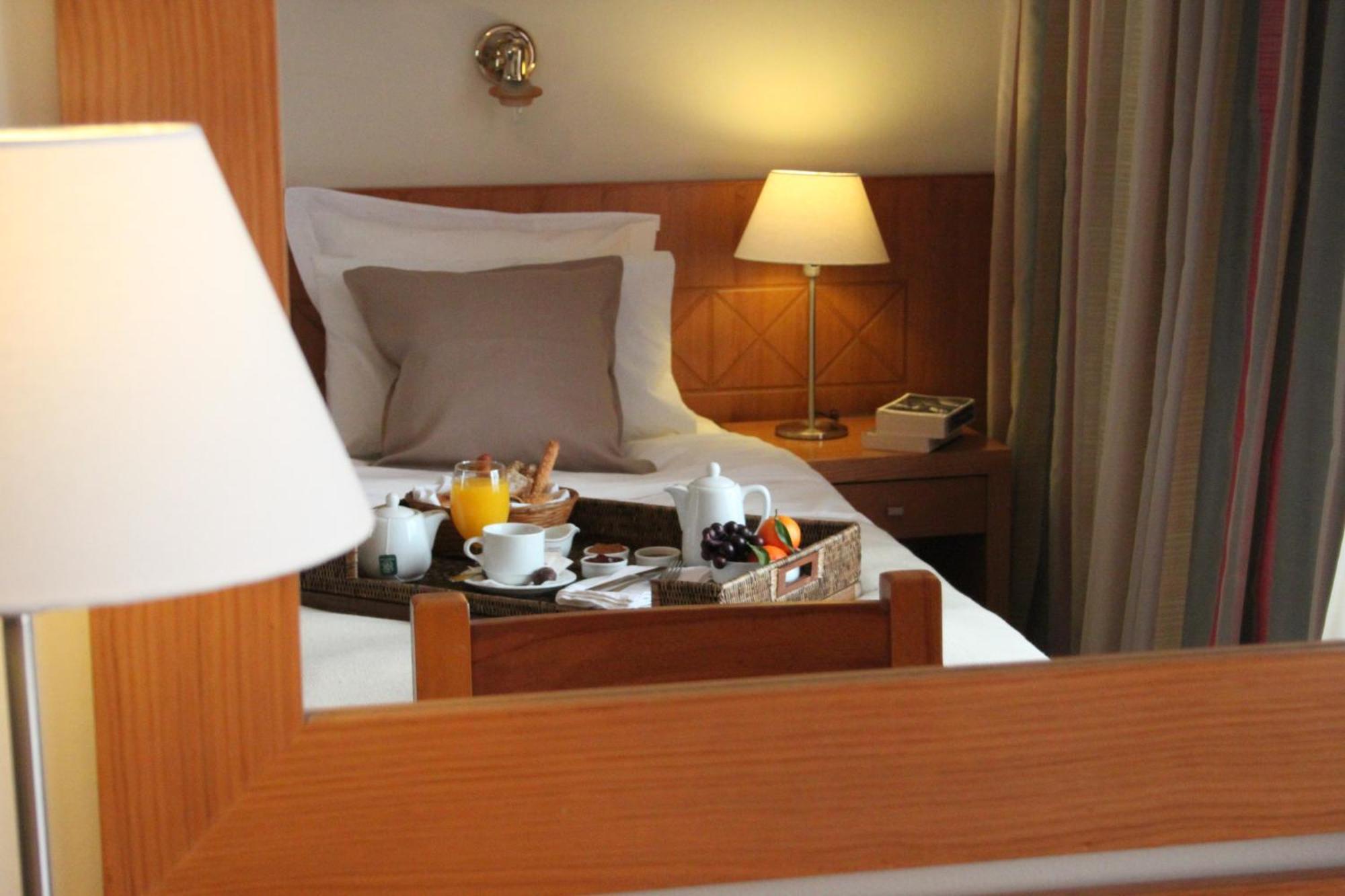 Achillion Hotel Афины Экстерьер фото