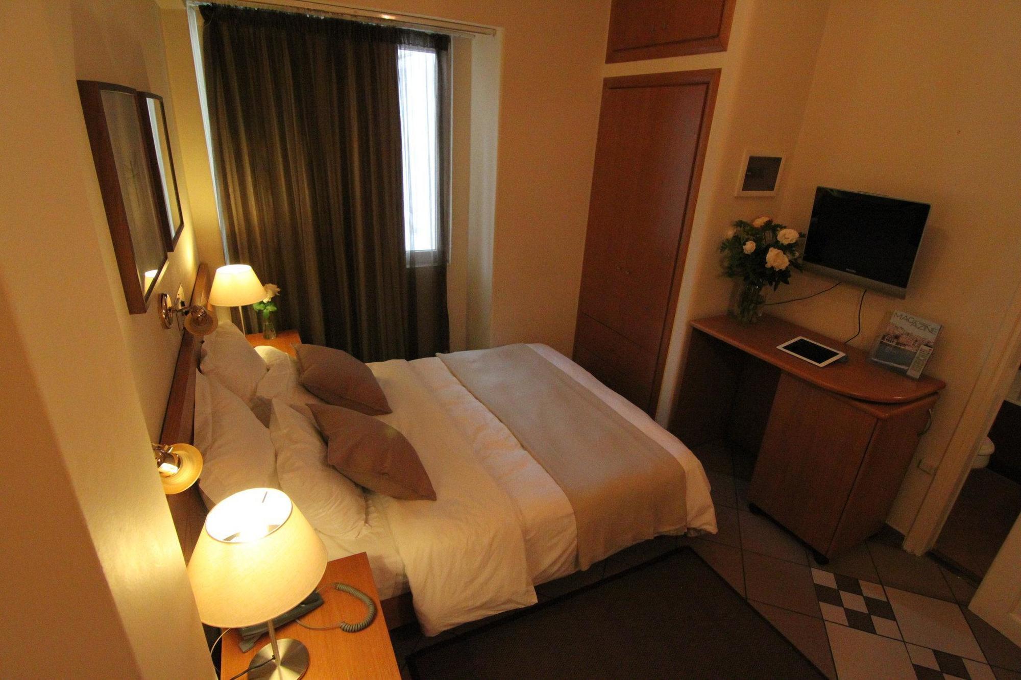 Achillion Hotel Афины Экстерьер фото