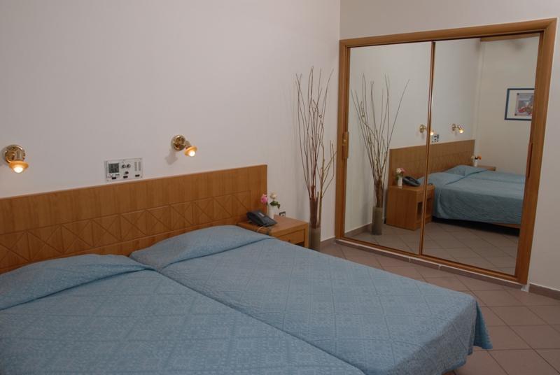 Achillion Hotel Афины Номер фото